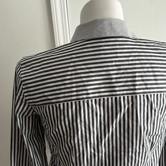 Striped Button-Up, Chico’s Size 1 (Medium) - Picture 9 of 10
